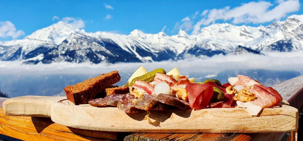 Auberge Le Mont-Gele Iserables Esterno foto