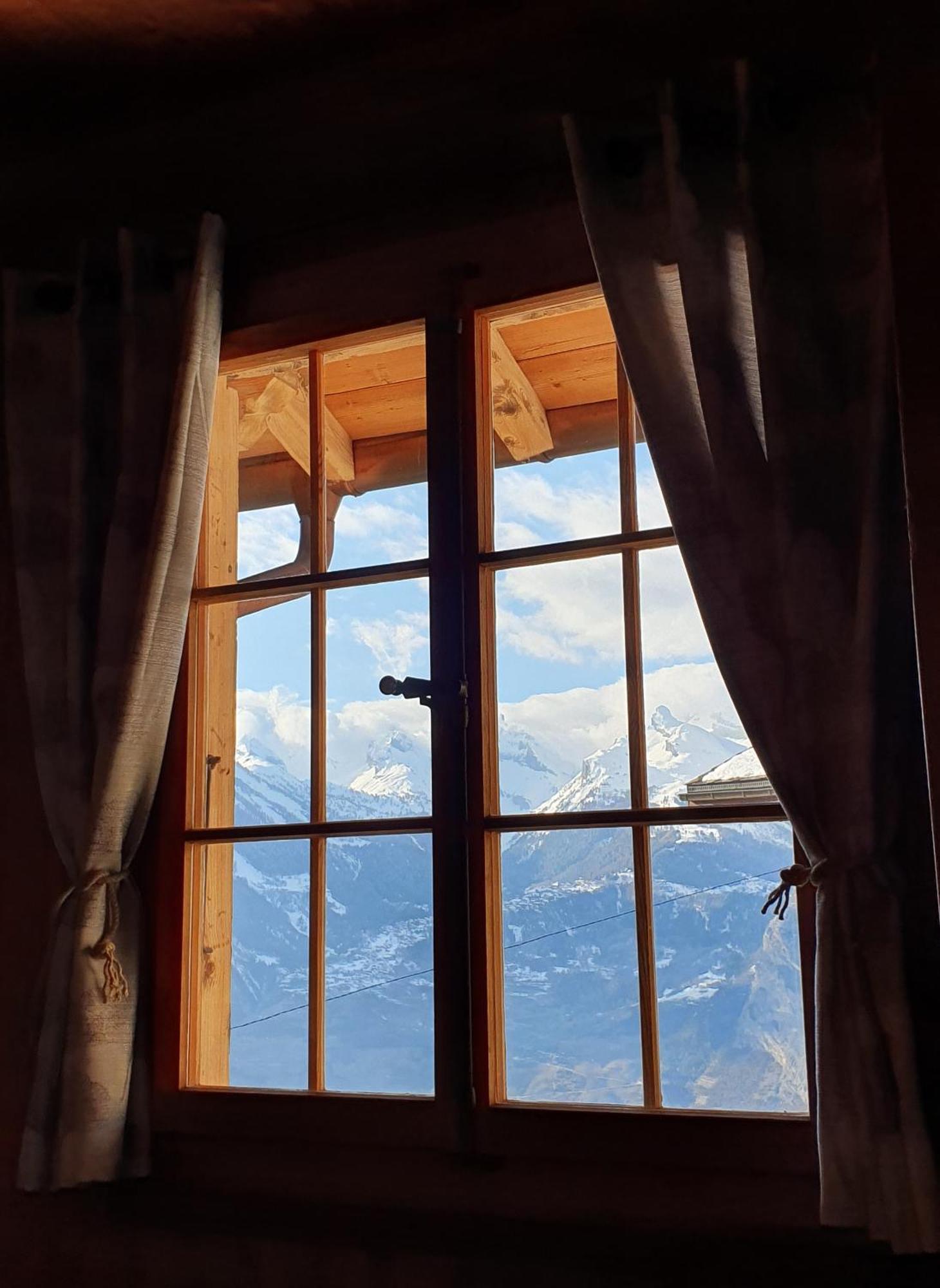 Auberge Le Mont-Gele Iserables Esterno foto